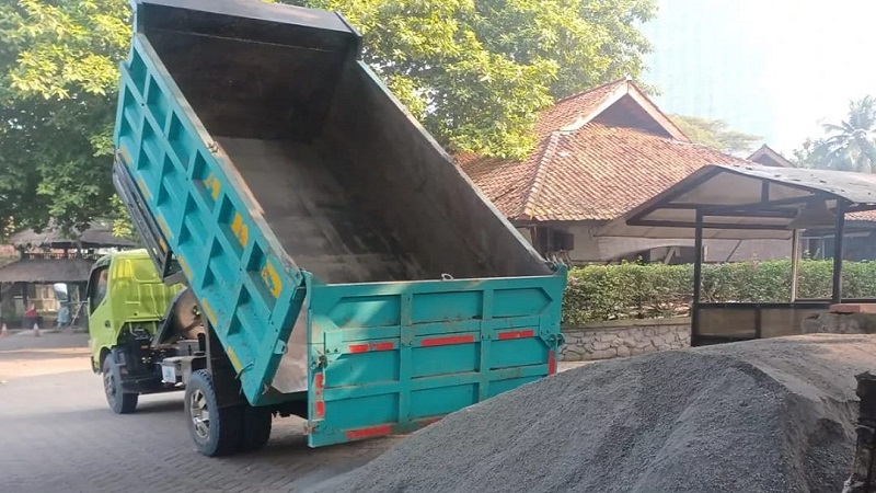 Berapa harga pasir 1 truk di Jakarta ? 